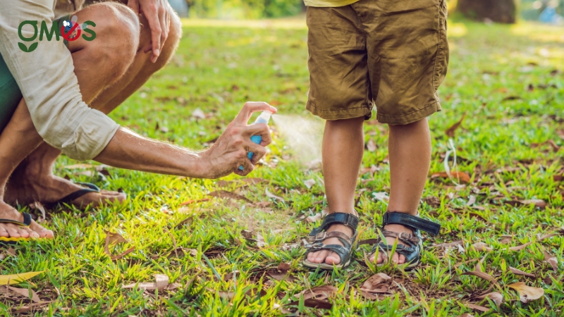 Xịt muỗi thảo mộc GMOS sản phẩm an toàn lành tính